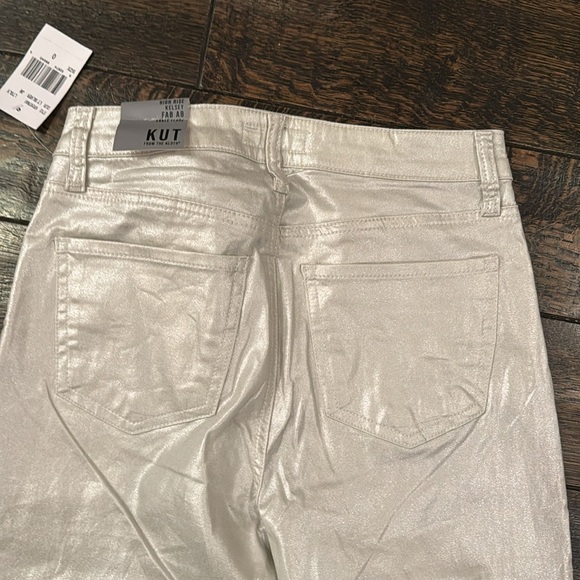 NWT KUT from the Kloth Kelsey coated high rise ankle flare sz 0 light silver - Picture 9 of 11